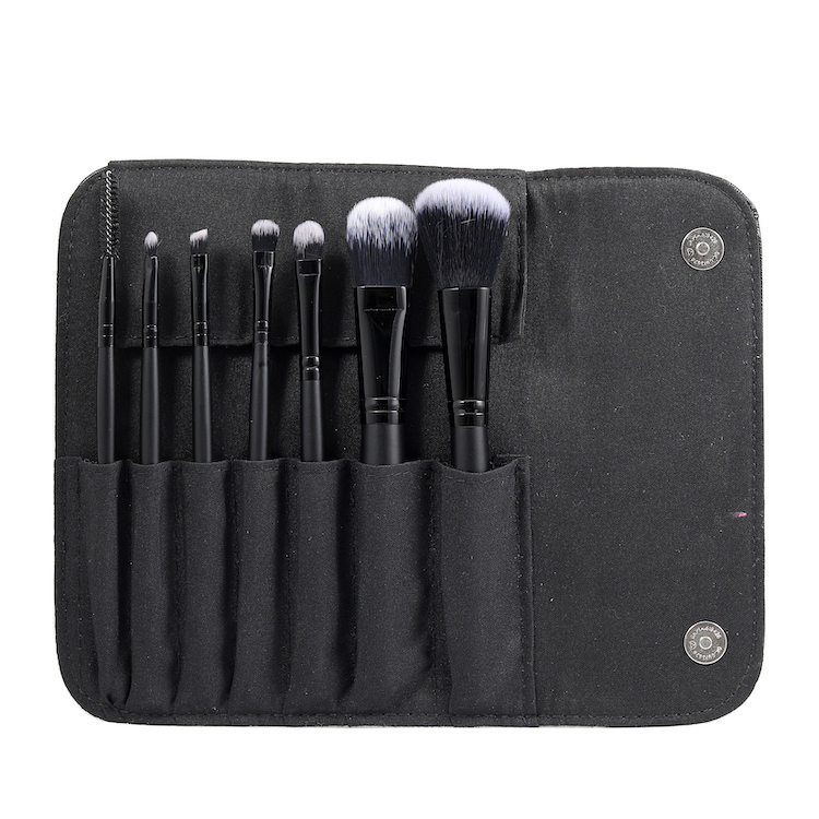 ST7803 7 Piece Makeup Brush Set With Pouch